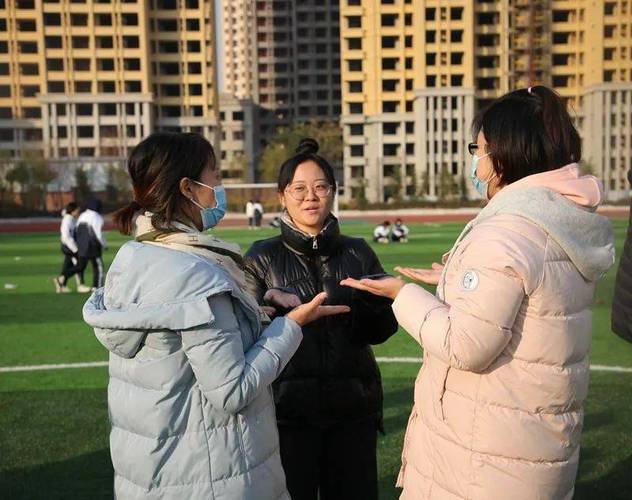 幸福学校邢台三中教育集团举办新教师体验式培训积极心理学在教育教学